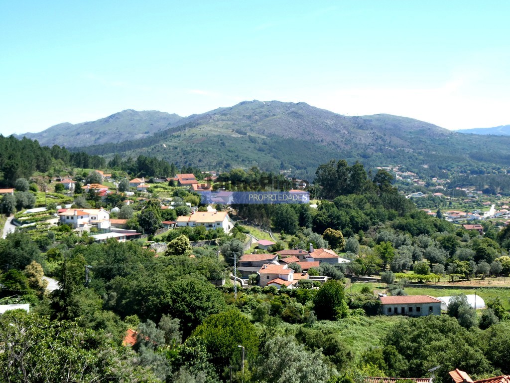 Terreno p/ moradia